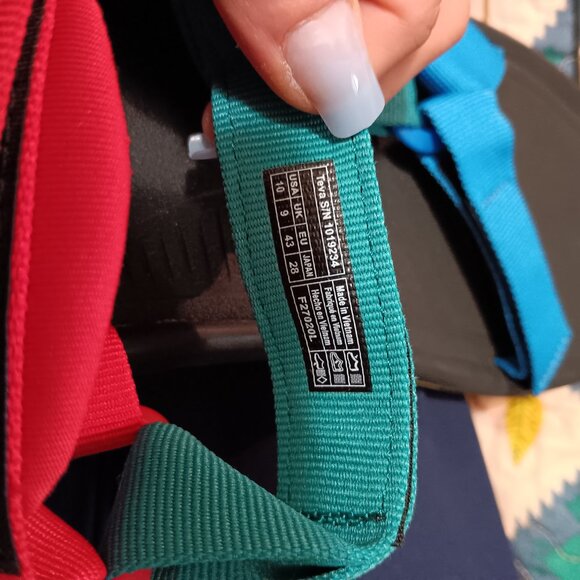 Men's Teva Hurricane Sandals - Picture 5 of 5